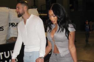 爱得深沉！克莱将自己的小船命名为“冬梅”