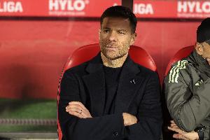 每体：阿隆索和球员们似乎失去了光环，被一种虚假的感觉所笼罩