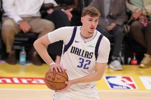 基德：弗拉格打控卫能直面顶尖侧翼防守者 组织进攻能力对他有益