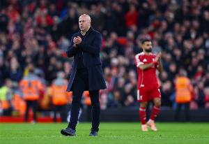 斯洛特：萨拉赫替补出于战术考虑，他对球队很重要，未来也会如此