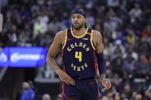 防比攻好！穆迪12中4拿到11分3板2断2帽 正负值+8