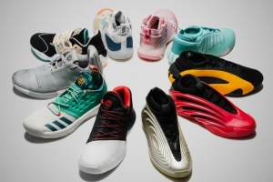 哪个是你最爱？十款球鞋汇聚一堂！哈登社媒晒个人1至10代签名鞋