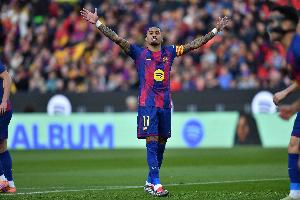 阿斯：拉菲尼亚主导了巴萨的进攻，他是球队扭转局势的关键人物