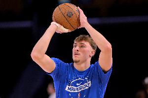 22投13中轰35分！弗拉格：是教练队友为我创造了这样表现的条件