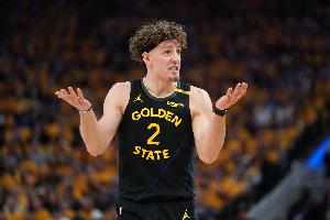 巴特勒：波杰姆斯基今晚打得很果断 而这正是成功的关键