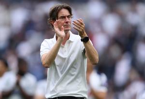 弗兰克：我不喜欢球迷对维卡里奥的嘘声，真正的热刺球迷不会这样