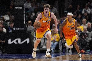 克尼佩尔：我们能和任何对手抗衡 球队竞争精神很棒期待伤员回归