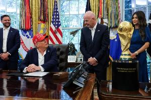 TA：美国总统特朗普和加拿大总理卡尼都将出席世界杯抽签仪式