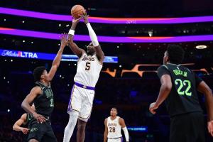 顿宝太硬了！艾顿本赛季第7次砍20+10 上赛季40场合计6次