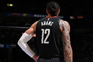 恐怖效率！亚当斯17分钟砍13分12板2助&罚球10中9 正负值+24！