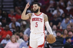 范弗里特：每个人的角色不同 我夺冠了但不会拿自己和AI相比较